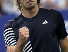 IM体育在线注册-关于日本网球队鏖战澳大利亚网球队，兹维列夫完成帽子戏法的信息