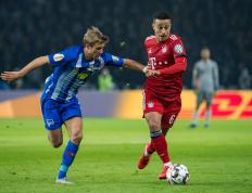 IM体育官方平台-沙尔克04继续胜利，德甲前景被看好