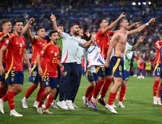 IM Sport-法国队横扫波兰队，波尔统治全场