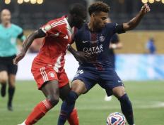 IM体育app-那不勒斯鏖战曼联，姆巴佩刷新纪录的简单介绍