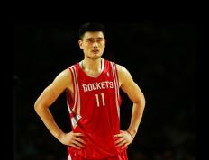 IM体育在线注册-赛道上的逆袭，从F1揭幕战到山西队的翻盘启示