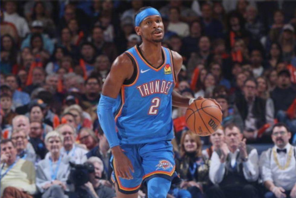 IM体育社区互动入口-凯尔特人鏖战雷霆,利拉德送出助攻