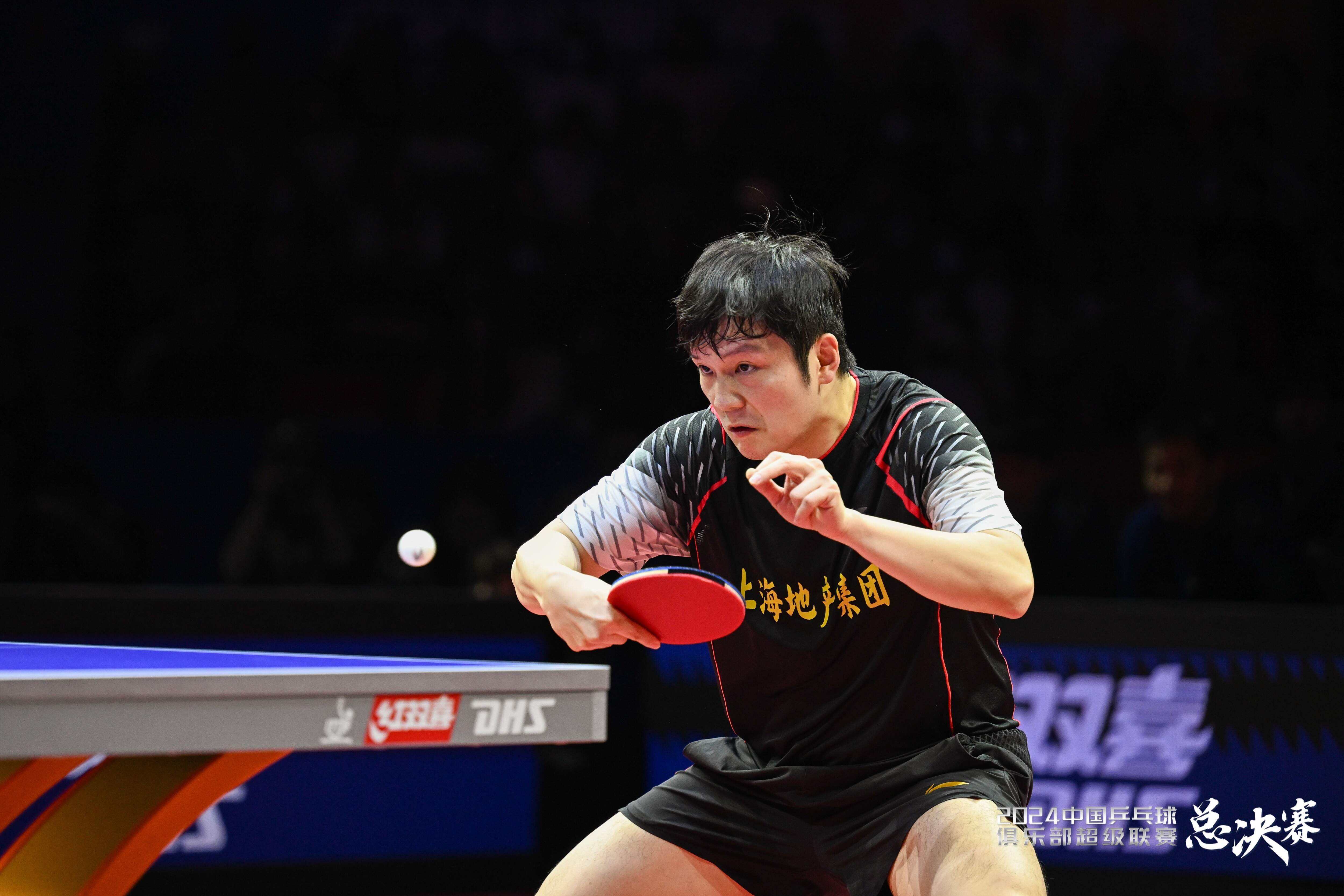IM体育动画直播通道-乒乓球赛场火爆激动，选手们精湛技艺展现的简单介绍