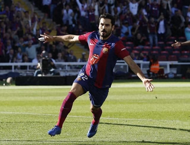 IM体育-皇家马德里取得胜利,球员欢欣鼓舞