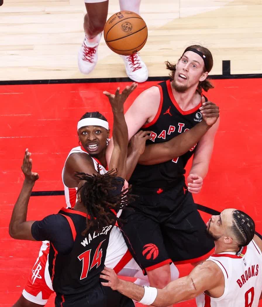 IM体育注册链接-猛龙后卫连续比赛高效表现，成为球队得分王的简单介绍