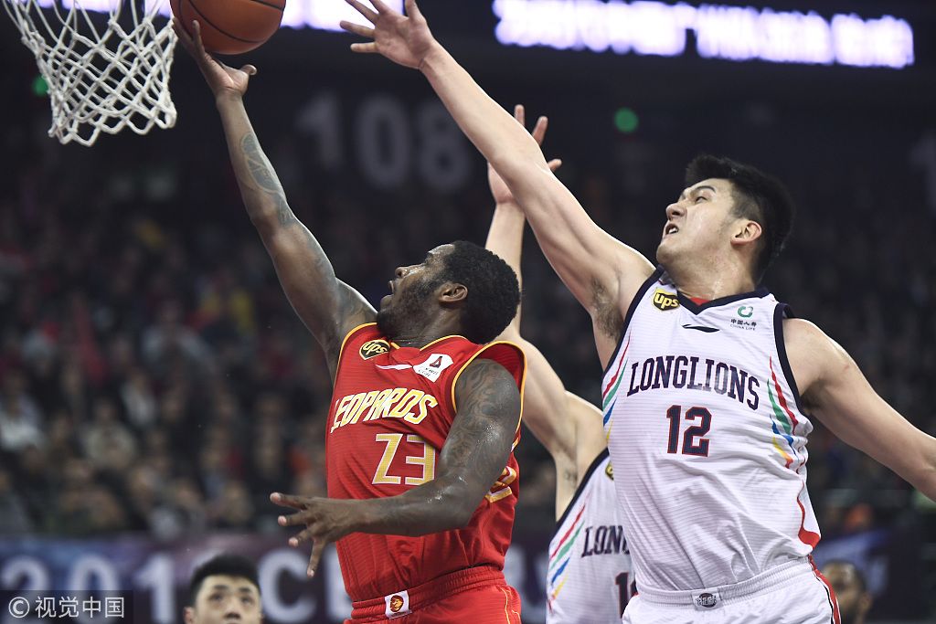 IM体育赛事直播入口-包含深圳队主场告捷,保级希望渐渐显现的词条