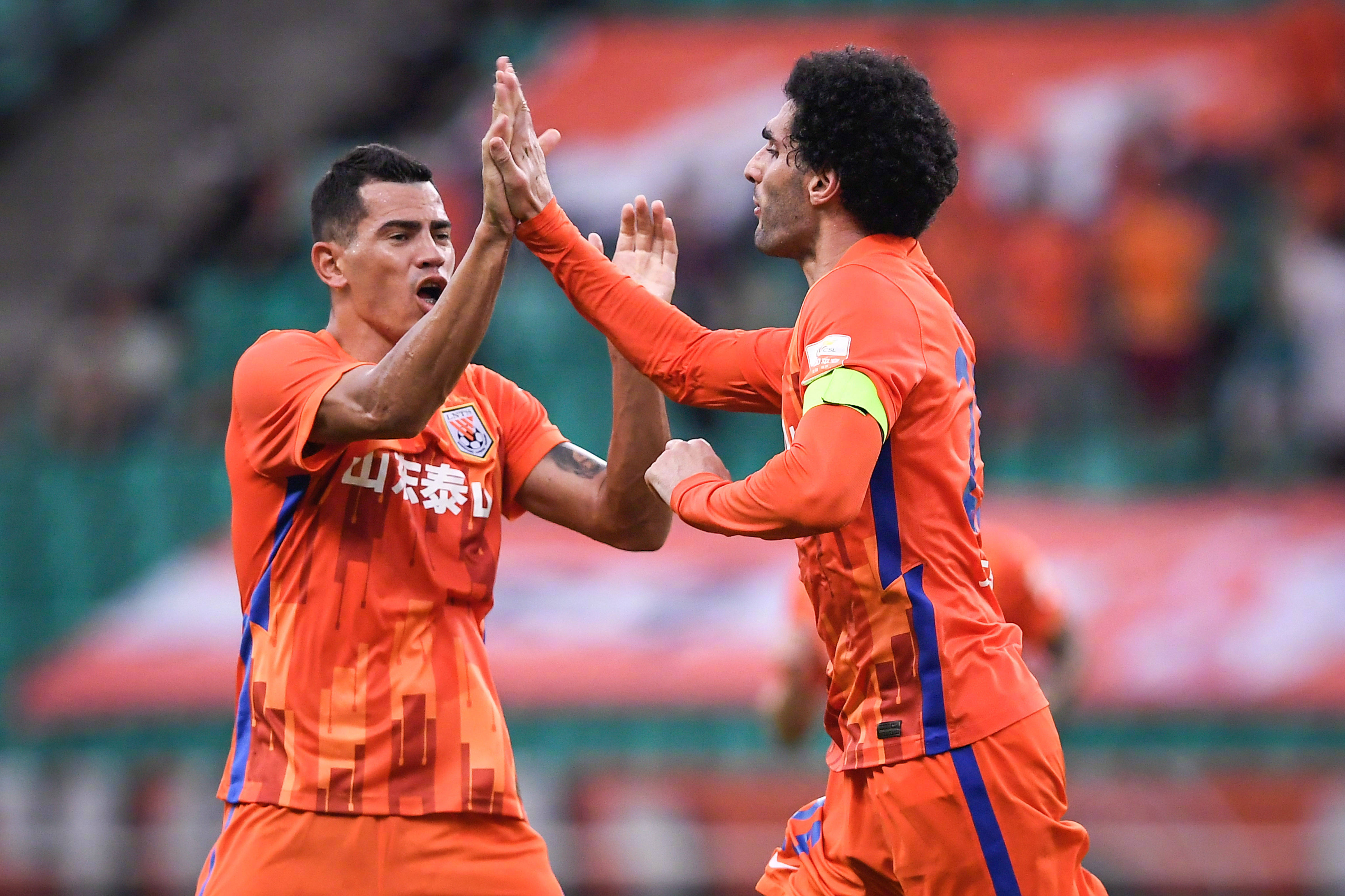 IM体育-包含足球界巨星争相披荆斩棘，实力不可小觑的词条