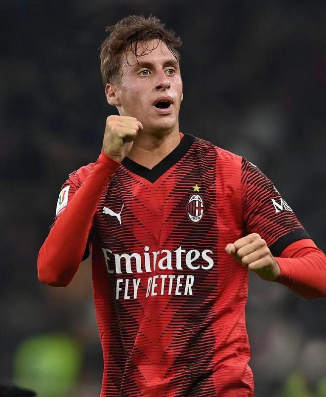 IM体育社区互动入口-关于沃尔夫斯堡官方宣布签下意大利国脚的信息