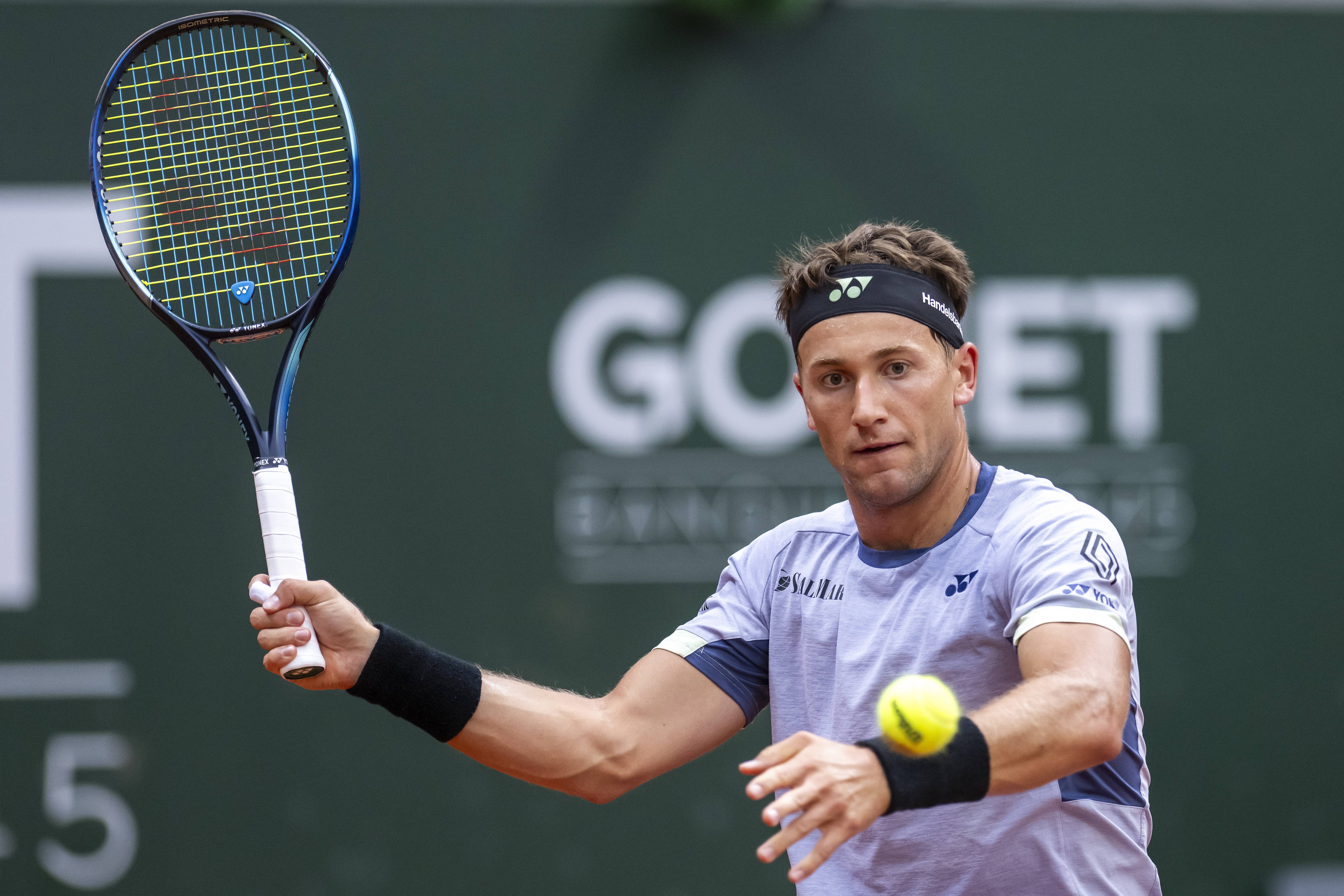 IM体育社区互动入口-包含ATP总决赛完胜年终总决赛，鲁德关键制胜的词条